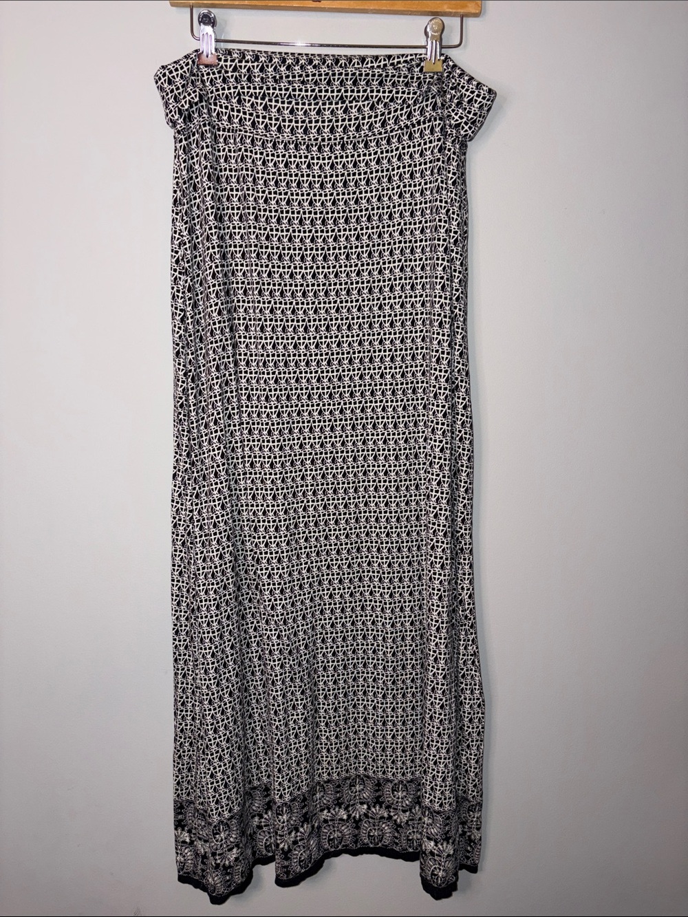 Max Studio Black & White Geometric Print Maxi Skirt XL